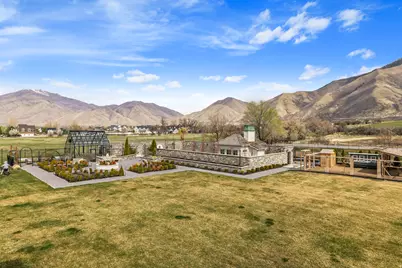 684 Lookout Point Dr, Mapleton, UT 84664 - Photo 81