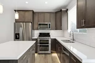 74 E Golden Privet Dr, Draper, UT 84020 - Photo 3