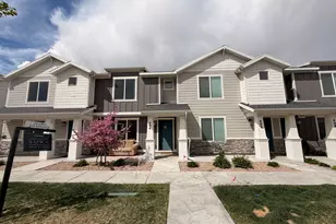404 N Regatta Ln, Saratoga Springs, UT 84045 - Photo 1