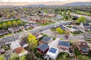 2008 E Stratford Dr, Salt Lake City, UT 84109 - Photo 33