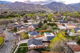 2008 E Stratford Dr, Salt Lake City, UT 84109 - Photo 31