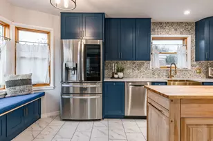 2008 E Stratford Dr, Salt Lake City, UT 84109 - Photo 9