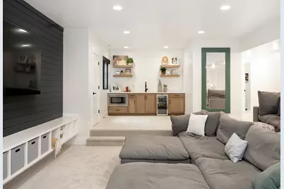 10241 S Dimple Dell Ln, Sandy, UT 84092 - Photo 23