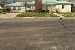 102 Continental St, Blanding, UT 84511 - Photo 1