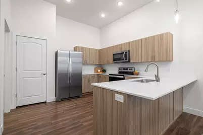 1481 N Saratoga View Ln #C, Saratoga Springs, UT 84045 - Photo 5