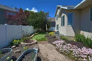 4839 W Western Hills Dr S, Riverton, UT 84096 - Photo 35
