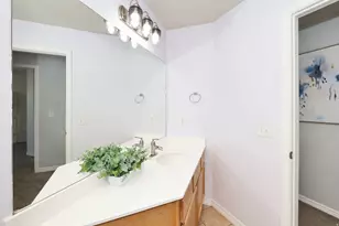 4839 W Western Hills Dr S, Riverton, UT 84096 - Photo 17