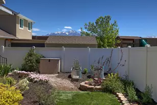 4839 W Western Hills Dr S, Riverton, UT 84096 - Photo 35