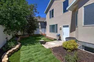 4839 W Western Hills Dr S, Riverton, UT 84096 - Photo 29