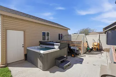 2439 W 1675 S, West Haven, UT 84401 - Photo 29