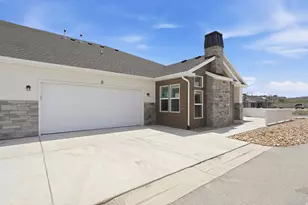 1481 N Saratoga View Ln, Saratoga Springs, UT 84045 - Photo 23