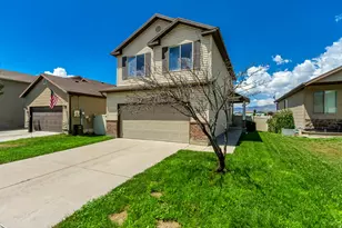 3755 N Tumwater Dr E, Eagle Mountain, UT 84005 - Photo 3