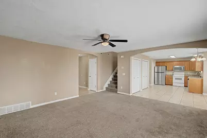 10437 N Tamarack Way, Cedar Hills, UT 84062 - Photo 7