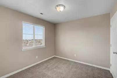 10437 N Tamarack Way, Cedar Hills, UT 84062 - Photo 15