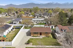 6043 S Aquarius Dr, Kearns, UT 84118 - Photo 37