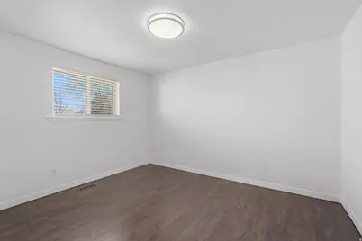 6043 S Aquarius Dr, Kearns, UT 84118 - Photo 15