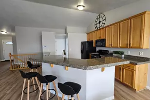 6516 S Apple Creek Ct W, Salt Lake City, UT 84118 - Photo 11