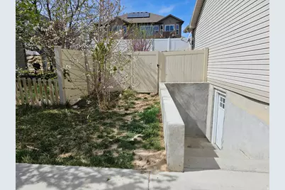 6516 S Apple Creek Ct W, Salt Lake City, UT 84118 - Photo 31