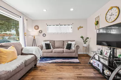 5476 W Kathleen Ave, West Valley, UT 84120 - Photo 3