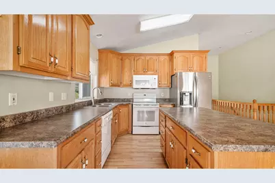 342 W 350 N, Orem, UT 84057 - Photo 7