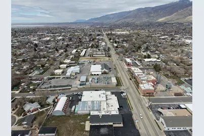 227 W 300 S, Bountiful, UT 84010 - Photo 9