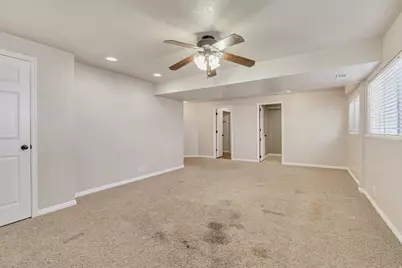 5028 W Grand View Peak Dr S, Riverton, UT 84096 - Photo 23