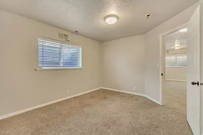 5028 W Grand View Peak Dr S, Riverton, UT 84096 - Photo 27