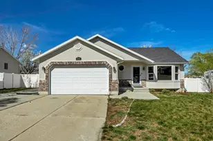 5028 W Grand View Peak Dr S, Riverton, UT 84096 - Photo 1