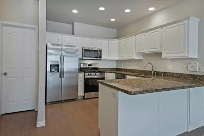 1364 E Old Maple Ct S, Salt Lake City, UT 84117 - Photo 7