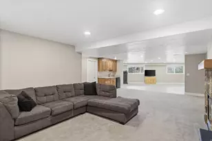 353 E Robin St, Smithfield, UT 84335 - Photo 31