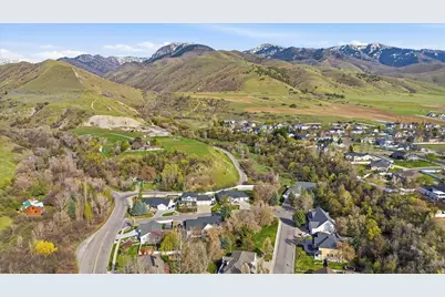 353 E Robin St, Smithfield, UT 84335 - Photo 59