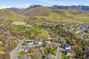 353 E Robin St, Smithfield, UT 84335 - Photo 59