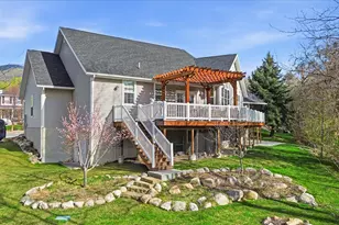 353 E Robin St, Smithfield, UT 84335 - Photo 3