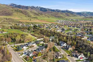 353 E Robin St, Smithfield, UT 84335 - Photo 59