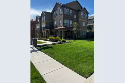 699 E Hillock Ct S #16, Draper, UT 84020 - Photo 1