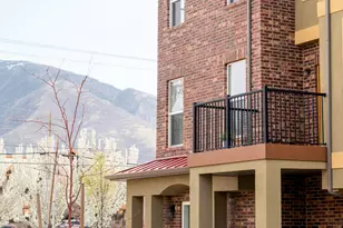 699 E Hillock Ct S, Draper, UT 84020 - Photo 7