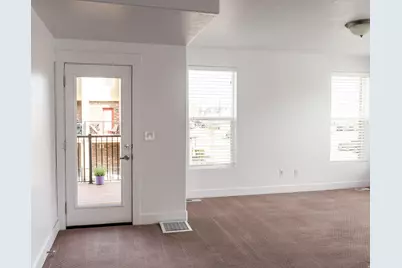 699 E Hillock Ct S #16, Draper, UT 84020 - Photo 7