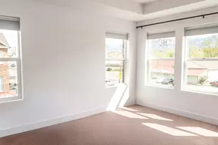 699 E Hillock Ct S, Draper, UT 84020 - Photo 25