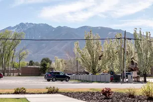 699 E Hillock Ct S, Draper, UT 84020 - Photo 49