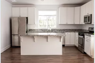 699 E Hillock Ct S #16, Draper, UT 84020 - Photo 15