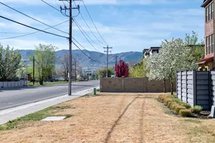 699 E Hillock Ct S, Draper, UT 84020 - Photo 51