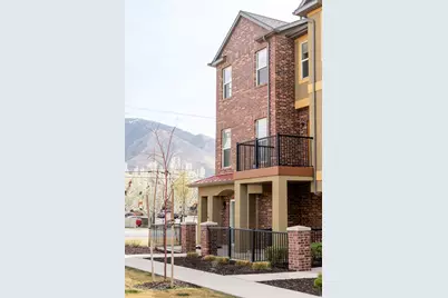 699 E Hillock Ct S #16, Draper, UT 84020 - Photo 7