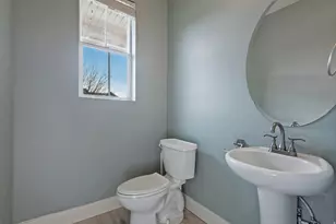 951 N Amberly Dr, North Salt Lake, UT 84054 - Photo 25