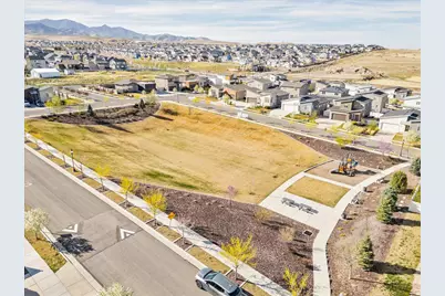 7908 S Lake Powell Rd W, West Jordan, UT 84081 - Photo 41