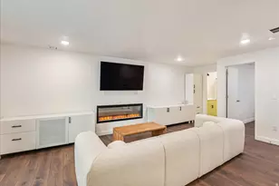 7908 S Lake Powell Rd W, West Jordan, UT 84081 - Photo 27