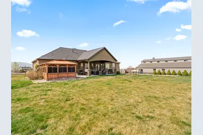 3050 N Bronzewood Cir, Erda, UT 84074 - Photo 43