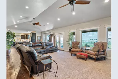 3050 N Bronzewood Cir, Erda, UT 84074 - Photo 7