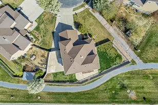 11822 N 6260 W, Highland, UT 84003 - Photo 5