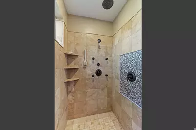 1542 S Valley View Dr E, Perry, UT 84302 - Photo 3