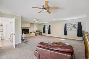 4500 W 4925 S, Kearns, UT 84118 - Photo 9